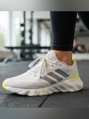 Adidas Switch Run performance white gray neon accents active cushion shoes 7.5